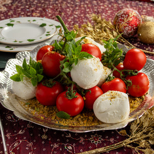 Salada Caprese Especial Montada na Travessa
