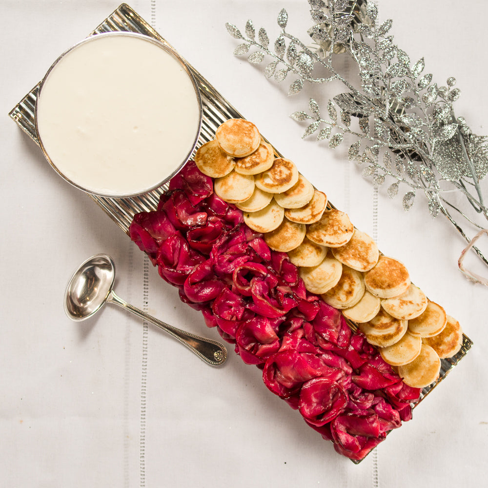 Salmão Bicolor com Blinis e Creme Azedo