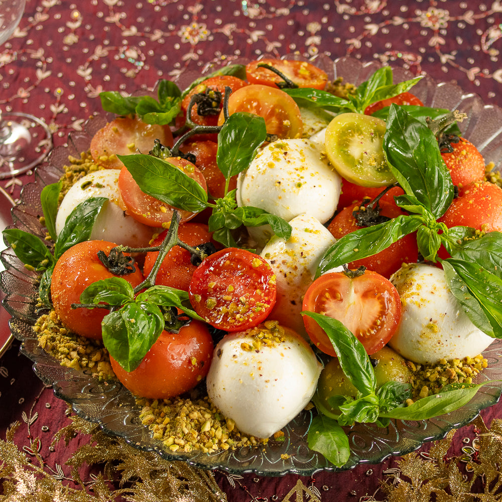 Salada Caprese Especial Montada na Travessa