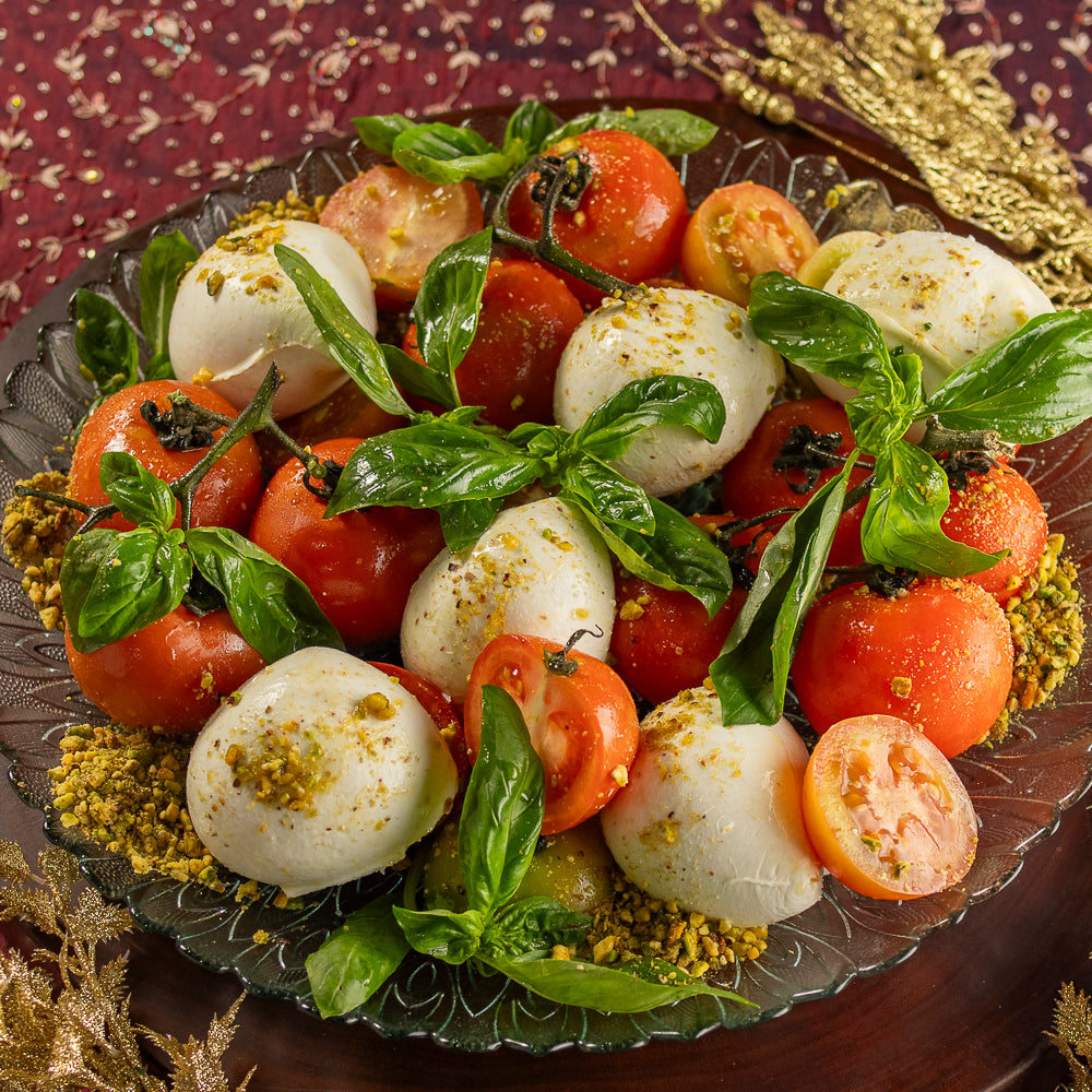Salada Caprese Especial Montada na Travessa