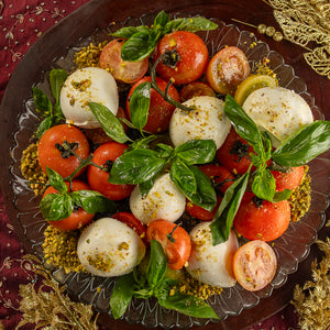 Salada Caprese Especial Montada na Travessa