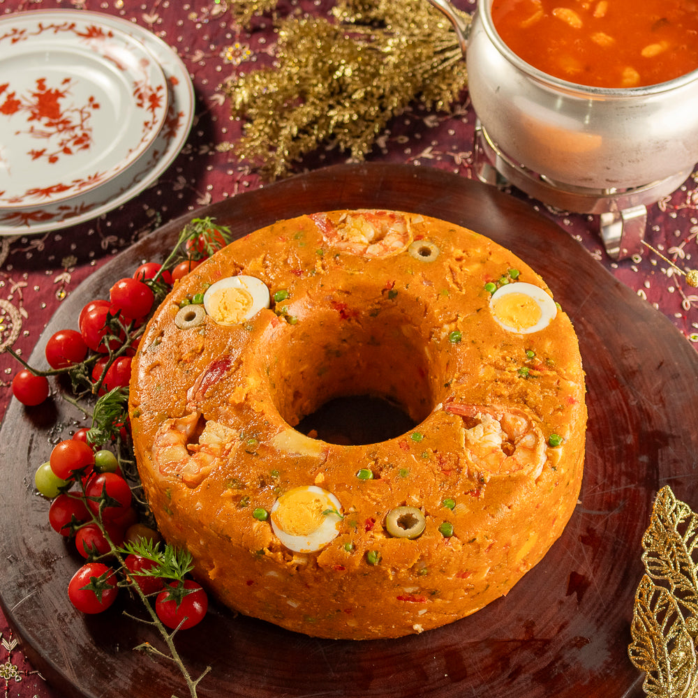 Cuscuz de Camarão com Molho de Tomates Frescos