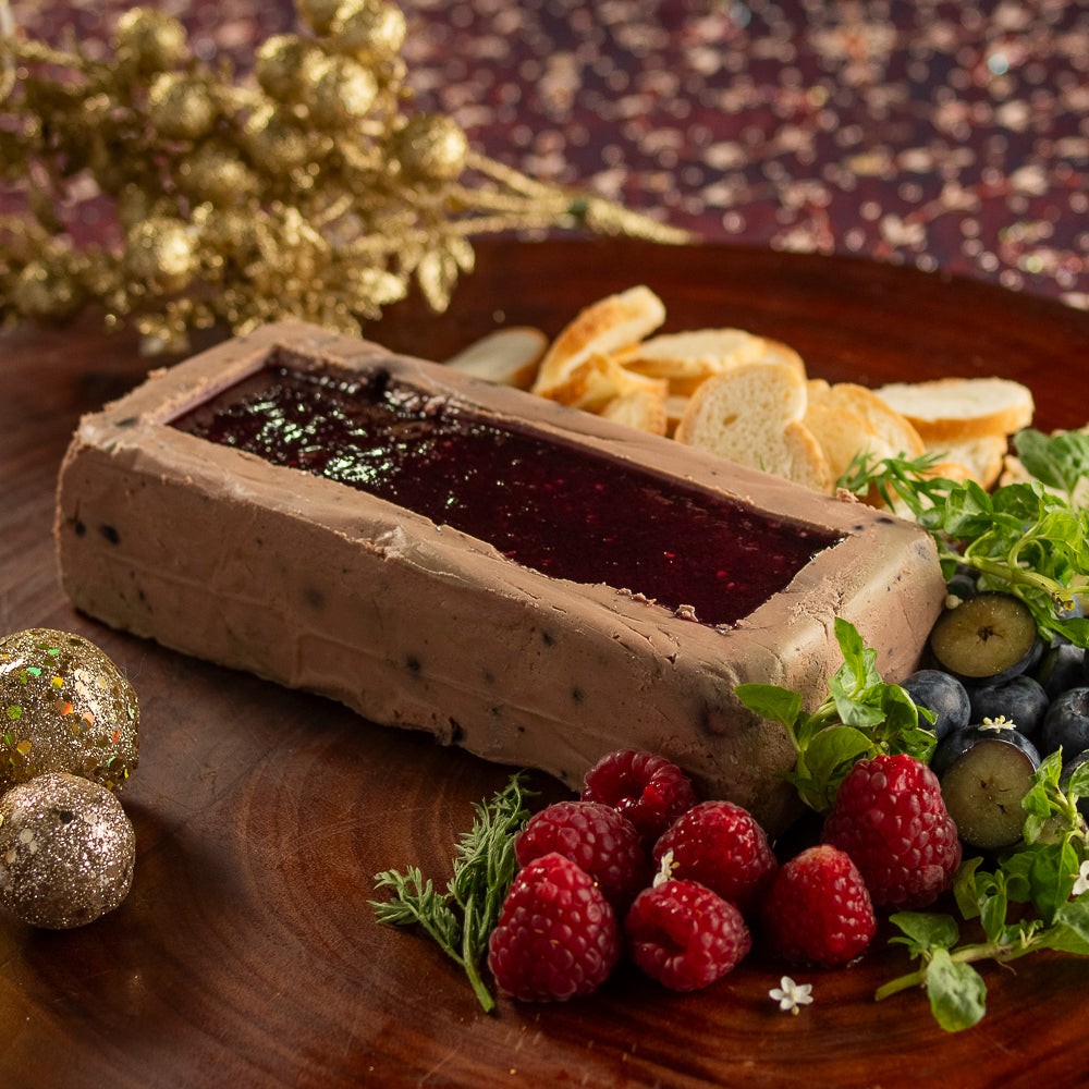 Patê de Foie com Torradinhas e Calda de Frutas Vermelhas