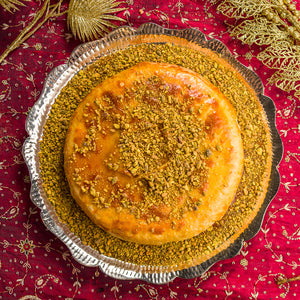Queijo Brie Folhado com Farofa de Pistache e Mel Trufado