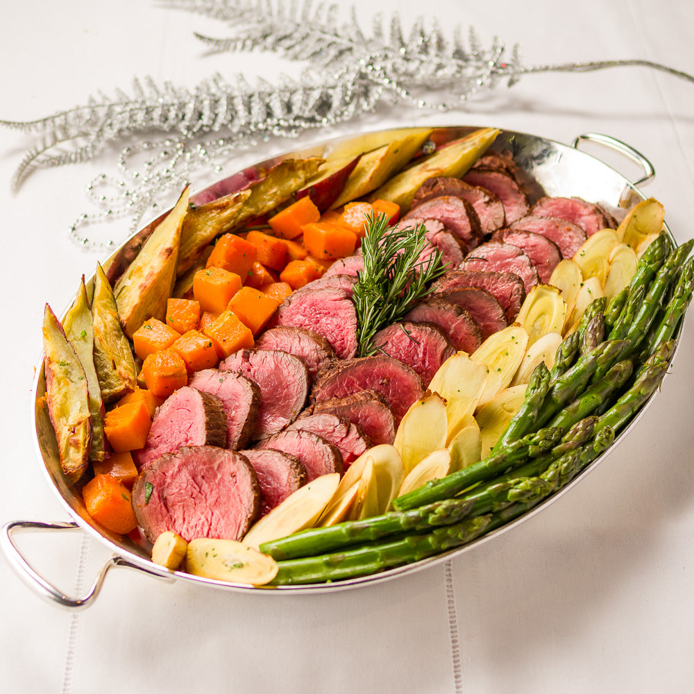 Roastbeef Filet Mignon com Caçarola de Legumes (Palmito- Abóbora e Batata Doce) e acompanha Molho Roti