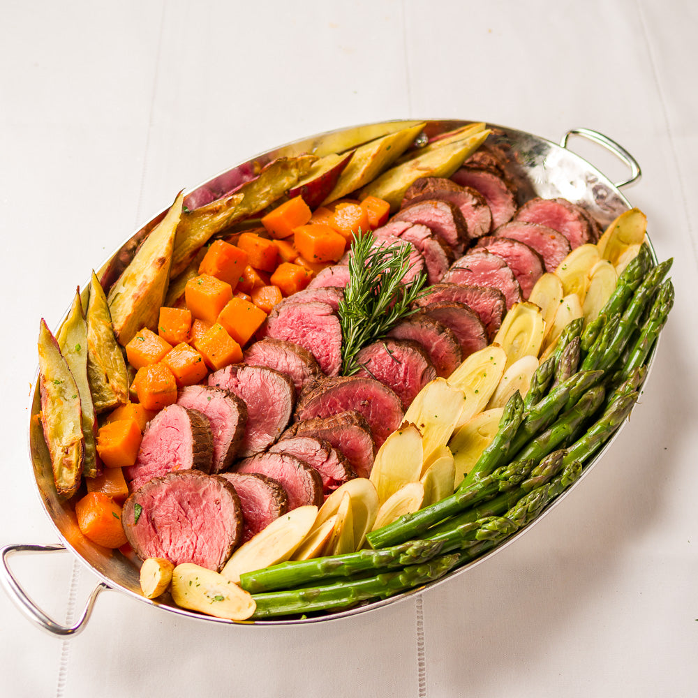 Roastbeef Filet Mignon com Caçarola de Legumes (Palmito- Abóbora e Batata Doce) e acompanha Molho Roti