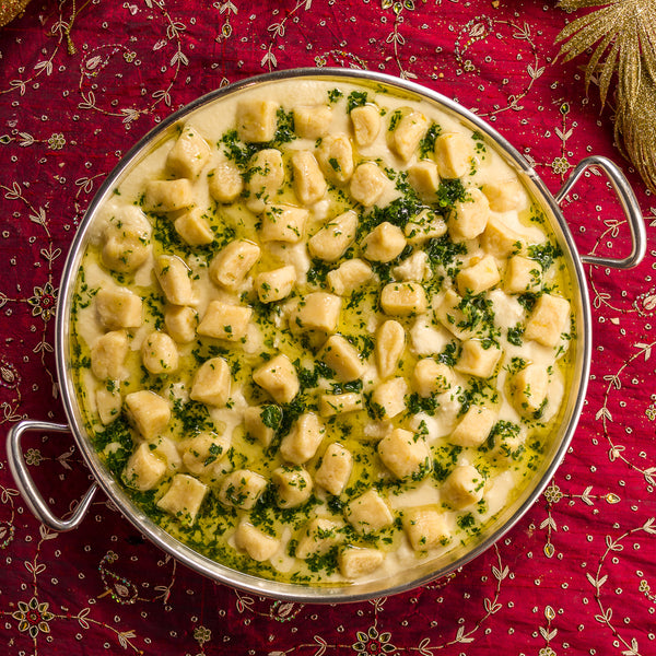 Nhoque de Mandioquinha com Molho Fresco de Parmesão e Salsa Trufada