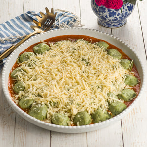 Ravioli de Mussarela de Búfala ao Molho de Tomate Fresco e Manjericão