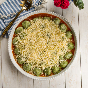 Ravioli de Mussarela de Búfala ao Molho de Tomate Fresco e Manjericão