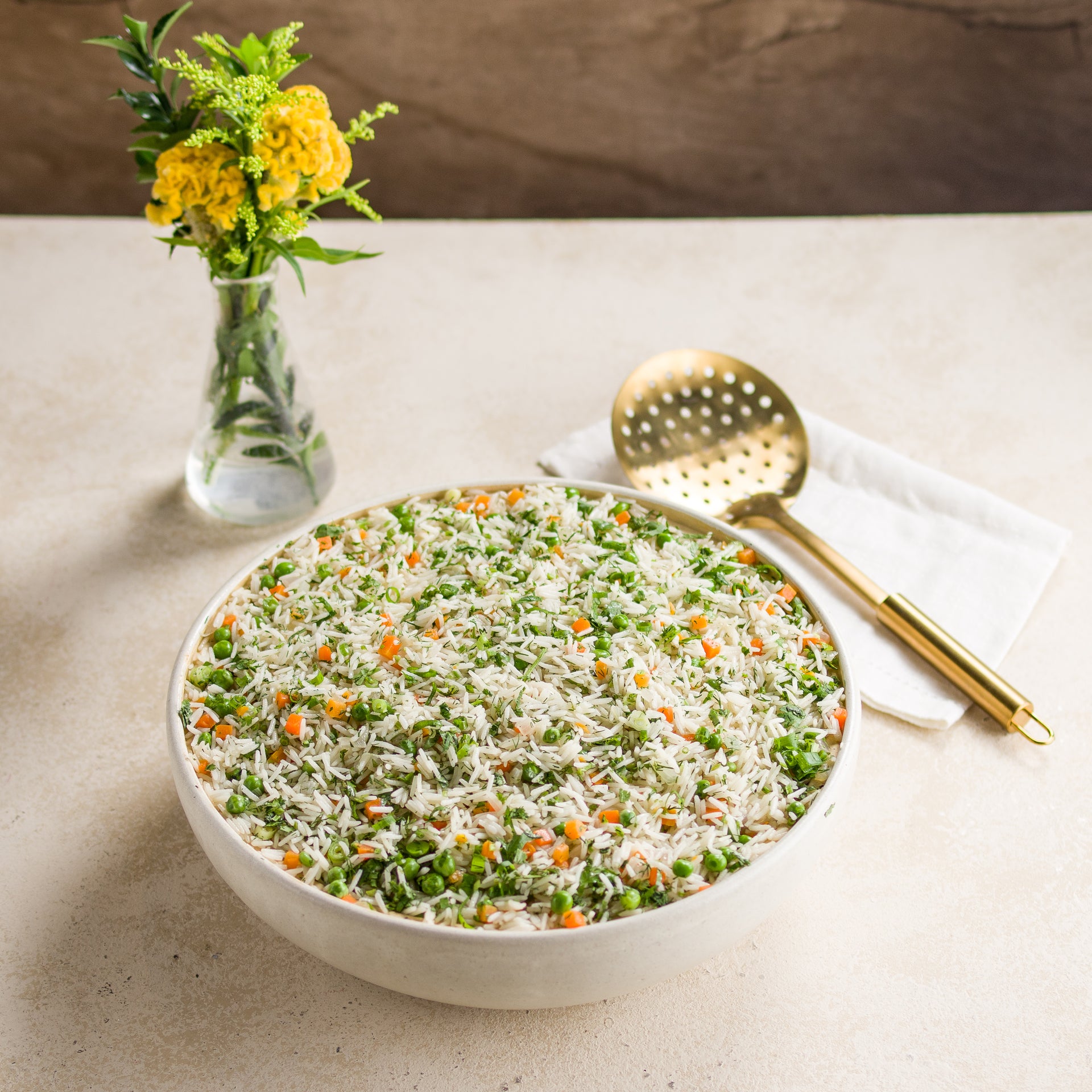 Arroz Byriani (Arroz Basmati- Dill- Cebolinha- Salsa- Cenoura- Ervilha e Cebola Roxa)