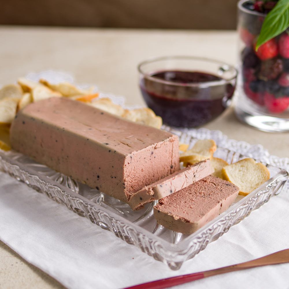 Patê de Foie com Torradinhas e Calda de Frutas Vermelhas