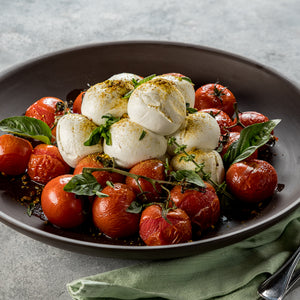 Salada Caprese Especial Montada na Travessa